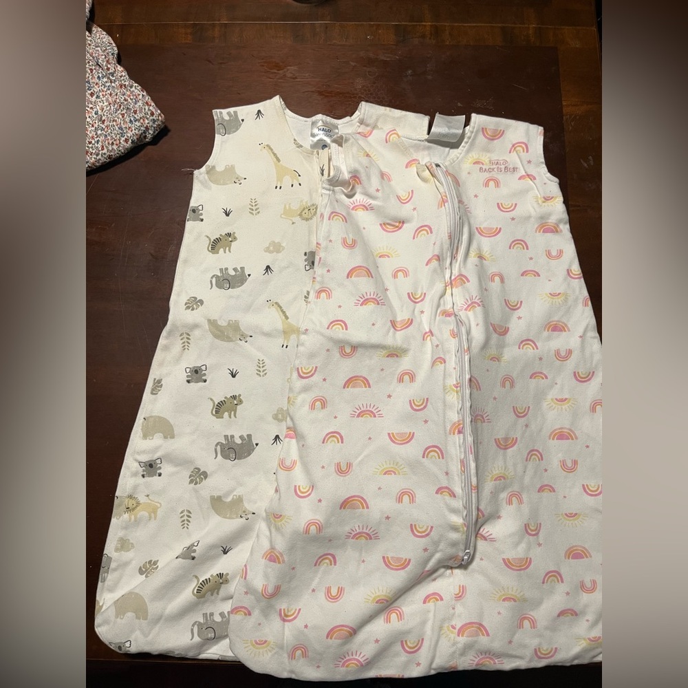 Set of 2 Halo Sleepsacks size M (6-12months)